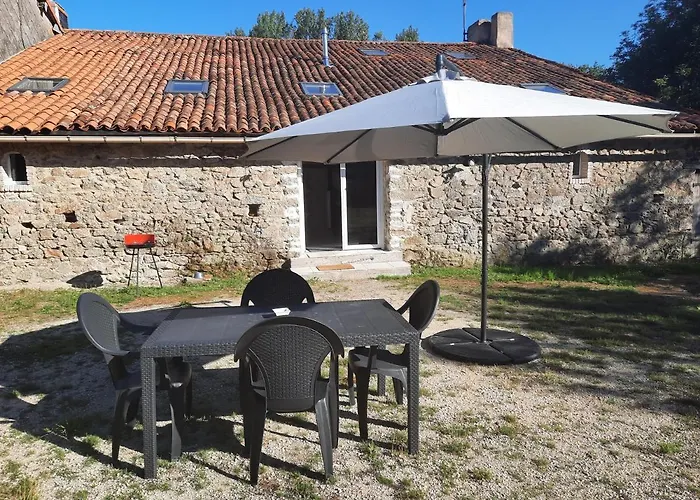 펜션 Les Coccinelles Adilly